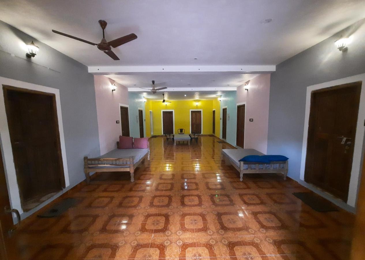 Unearth Hostel Auroville Eksteriør billede