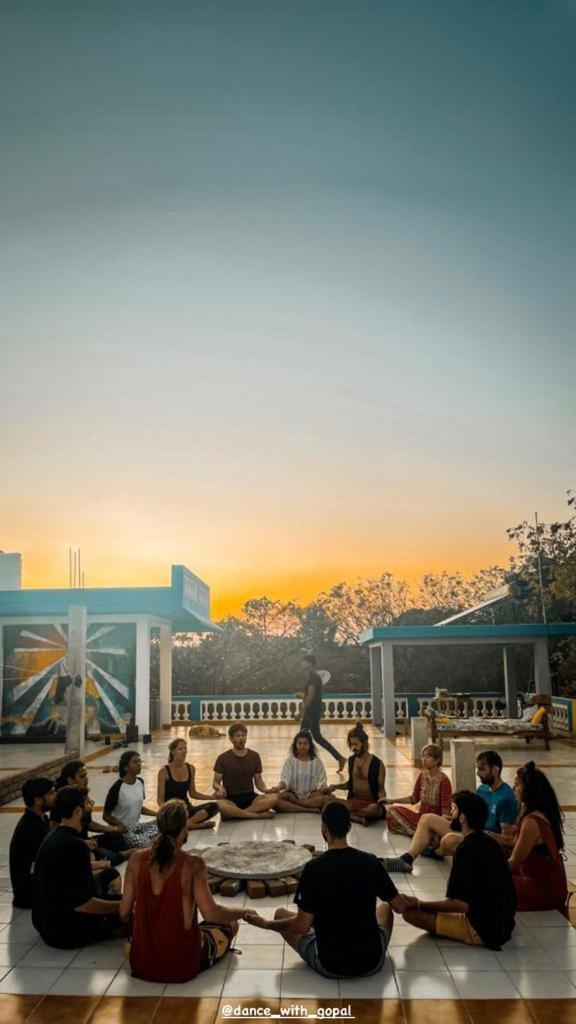 Unearth Hostel Auroville Eksteriør billede